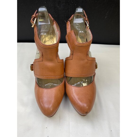 Michael Kors Women's Tan Leather Shoes/ Heels 4.5" Size 8M SKU 5817 - Picture 2 of 7